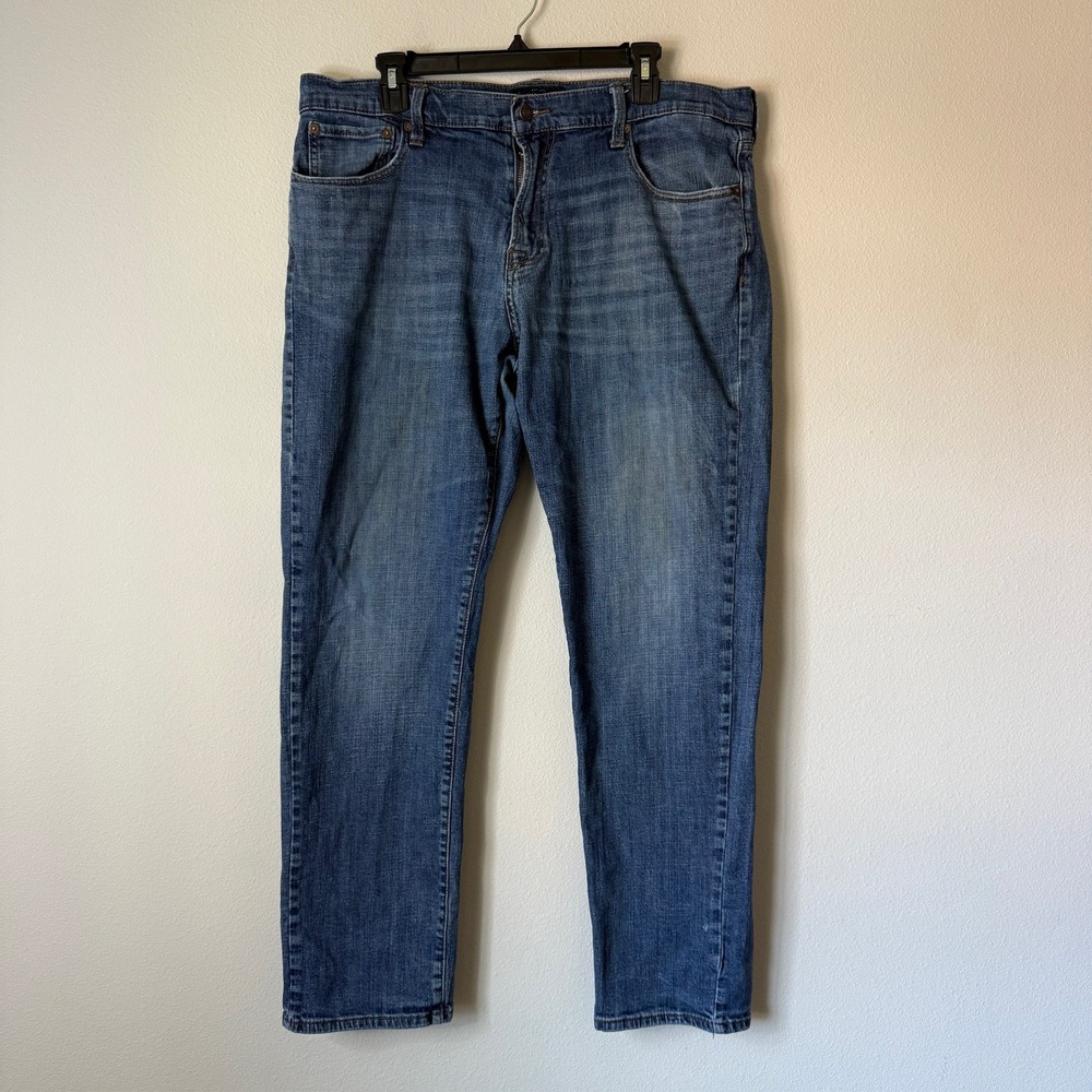 Lucky Brand 221 Straight Leg Jeans Mens 38x32 Blue Denim Medium Wash Stretch
